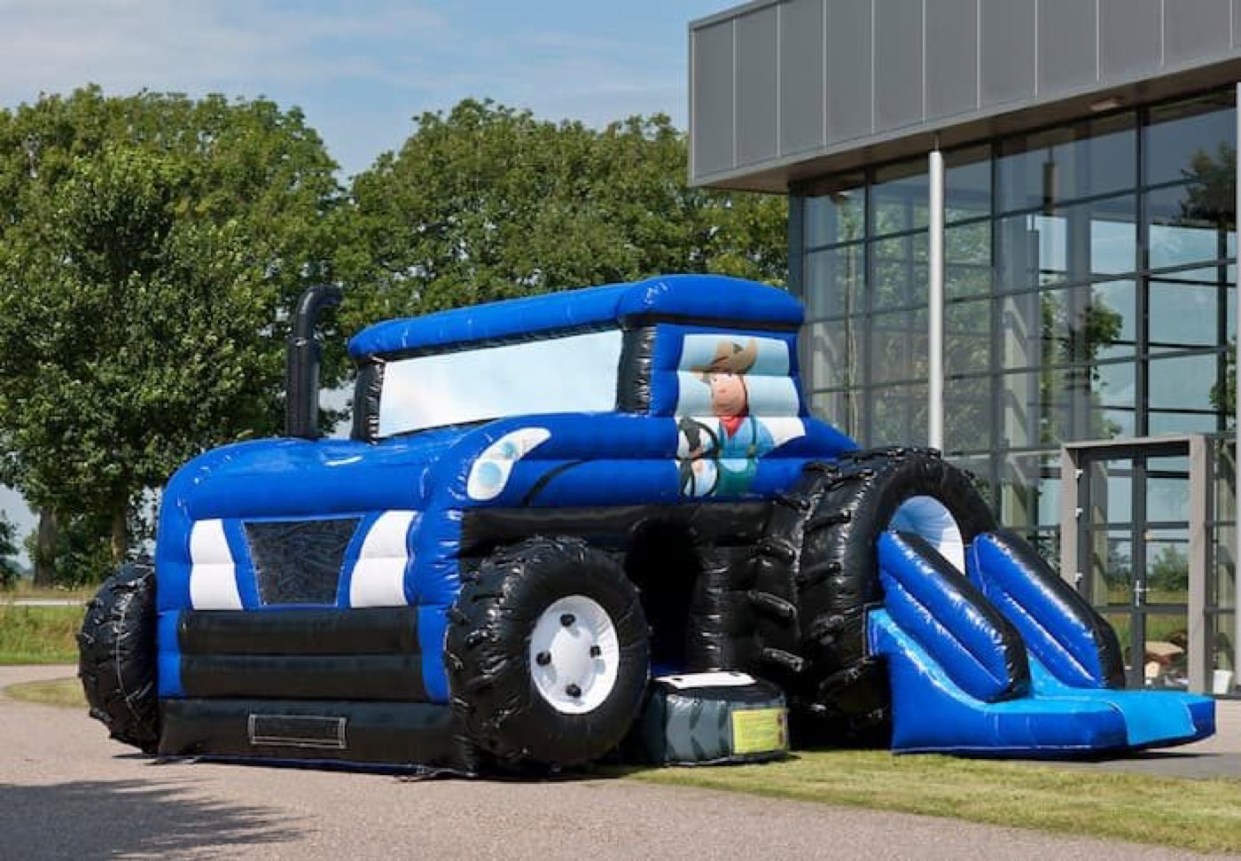 Hüpfburg Traktor – Foto 3